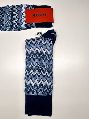 Missoni Navy and White Zigzag Dress Socks NWOT S/M